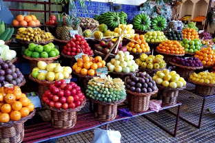 Šeši maisto produktai, kuriuose vitamino C kelis kartus daugiau nei kiviuose: sąrašas stebina
