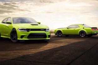 Staigus „Stellantis“ posūkis šokiravo rinką: ar žlunga didžioji elektromobilių svajonė?