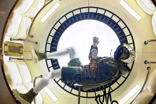 Seksas kosmose? Tai, ką atskleidė mokslininkai, gali pakeisti žmonijos planus