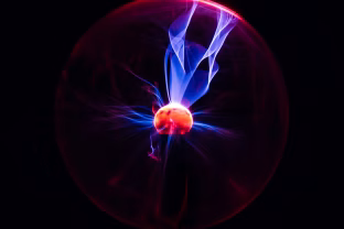 Plazma įkaitinta iki Saulės temperatūros: startuolis tvirtina įrodęs veikiančią architektūrą