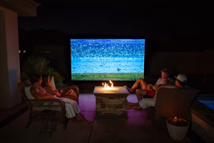 Naujasis „Xiaomi" televizorius stebina: kino salės kokybė už kainą, kuria sunku patikėti?