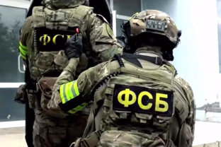 Skundai, baimė ir represijos: Rusijoje vėl atgimsta sovietinė praktika