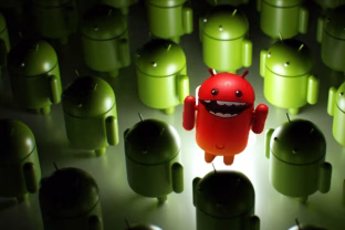 Įveiktos visos „Google“ taikomos apsaugos priemonės: itin pavojinga „Android“ programėlė užkrėtė šimtus tūkstančių, tačiau labiausiai nustebins jos sukūrimo data
