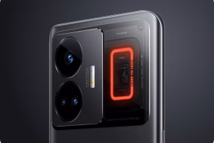 Kitąmet sulauksime įspūdingo „Realme“ išmaniojo telefono su 10 000 mAh talpos baterija