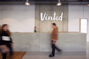 „Vinted“ fiksuoja puikius finansinius rodiklius: augimo ir pelningumo metai, investuojant į ilgalaikes galimybes