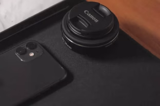 „Canon“ gali žengti į telefonų rinką: planuojamas bendradarbiavimas su vienu iš gamintojų, aiškėja galimas kandidatas
