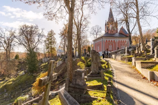 Vagys siautėja net per Vėlines: kapinės prieš Vėlines tampa tikru lobynu vagims, ekspertai įspėja