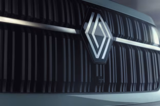 2023-aisiais atsigaunant automobilių rinkai – ryškus „Renault“ grupės šuolis