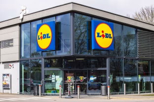 „Lidl“ atidaro dar vieną parduotuvę Kaune: siūlo darbą be patirties ir virš 2200 eurų siekiantį atlyginimą
