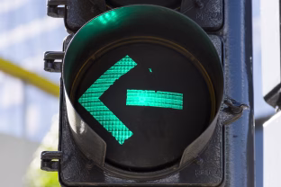 Saugumas žiemą prasideda nuo matomumo: šventinis parkavimas baigiasi policijos iškvietimu