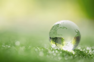 Žaliasis vandenilis ir saulės energija: lietuvių mokslininkai tiesia kelią ateities technologijoms