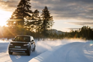 Elektromobiliai gali daugiau nei jūs galvojate: elektrinis „Range Rover“ išbandytas ekstremaliomis sąlygomis, rezultatai nustebins daugelį
