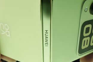 „Huawei“ ruošia dar vieną nebrangų sulenkiamą telefoną, aiškėja kai kurios „nova Flip S“ modelio savybės