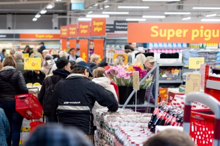 Turėtumėte pasiruošti maisto kainų šuoliui: naujausios prognozės verčia sunerimti net skeptiškiausius