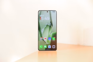 Daugėja informacijos apie „OnePlus Ace 5 Ultra“, telefonas buvo pastebėtas „Geekbench“ platformoje