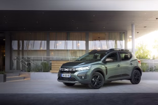 „Dacia“ toliau stiprina savo pozicijas Baltijos šalyse: praėjusiais metais atsidūrė tarp septynių populiariausių automobilių prekių ženklų, bet sustoti neketina