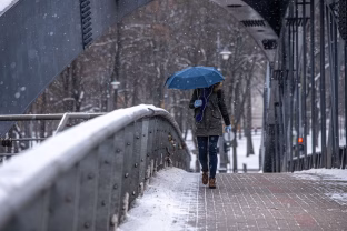 Žiemą šalti orai ir temperatūros svyravimai tampa tikru iššūkiu ne tik žmonėms, bet ir kelia riziką kai kurioms gabenamoms siuntoms: kai kuriuos daiktus šaltis gali sugadinti negrįžtamai