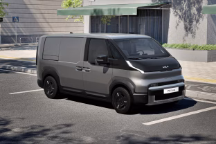 Automobilių gamintojai lenktyniauja perdirbdami eukaliptus, kukurūzus ir žvejų tinklus: kodėl?