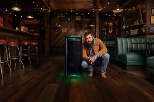 „Sony“ bendradarbiavo su Post Malone ir pristato tris naujus „Ult Power Sound“ serijos garsiakalbius