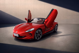 „MG Motor“ oficialiai pristato savo modelių gamą Lietuvoje: grįžta su ambicingais planais ir modernia pasiūla