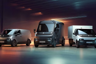 „Trafic“, „Estafette“ ir „Goelette“ – pirmosios „Renault“ programiškai valdomos transporto priemonės, sukurtos „Ampere“