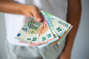 Lietuvos bankai keičia žaidimo taisykles: siūloma naujovė, kuri gali iš esmės pakeisti tavo kasdienius pervedimus