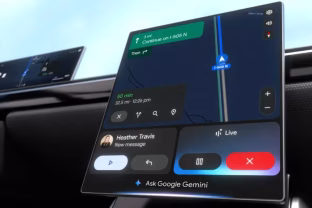 Dirbtinis intelektas skverbiasi ir į automobilius: „Gemini“ netrukus pasieks „Android Auto“ platformą
