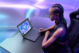 „Acer“ pristatė naują „Helios“ serijos nešiojamą kompiuterį su OLED ekranu ir „Intel Core Ultra 9“ procesoriumi