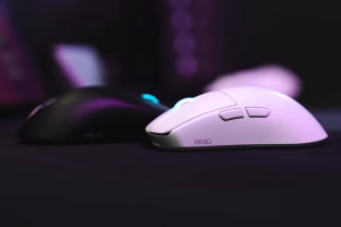 „Asus“ pristatė naująją „ROG Harpe II Ace“ žaidimų pelę, kuri nustebins savo svoriu ir galimybėmis