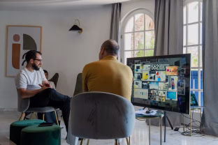 Nauja „Samsung Vision AI“ televizorių linija: pažangi vaizdo kokybė ir išmanesnės dirbtinio intelekto funkcijos