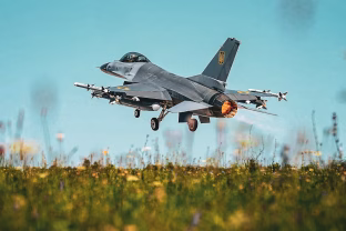 NATO siunčia aiškų signalą Rusijai ir visam regionui: žingsnis, kuris siutina Kremlių, laukia neramus ruduo