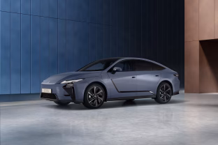 „Lexus“ pristato naujos kartos ES modelį: sukurtas pagal naują „Lexus“ dizaino koncepciją