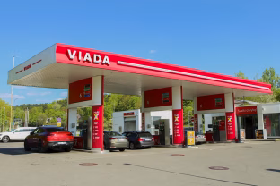 „Viada“ praėjusiais metais fiksavo tinklo augimą: daug pozityvių dalykų, tačiau pagreitį mažina akcizų našta