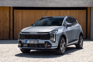„Kia“ atnaujino vieną populiariausių savo modelių: pademonstruotas naujasis „Sportage“ krosoveris