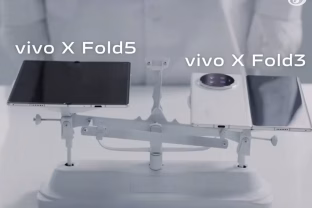 Neįtikėtinai plonas ir lengvas sulenkiamas flagmanas: „Vivo“ pradėjo anonsuoti naująjį „X Fold 5“ modelį