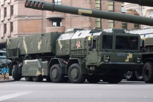 Ukraina trenkia kumščiu į stalą: ukrainiečiai kuria savo raketas, didžiausias Kremliaus košmaras virs negailestinga realybe