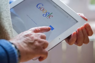 Internetas stringa net pakeitus maršrutizatorių? Įveskite šiuos žodžius į „Google“ paieška ir viskas paaiškės