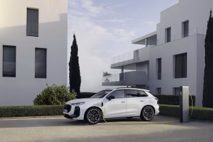Naujasis „Audi Q3“ automobilis žavi net skeptikus: naujas etalonas kompaktiškų automobilių klasėje