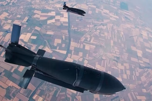 Ukraina netrukus gali sulaukti naujo ginklo: Prancūzija ir NATO išbando naujas sistemas prieš rusiškas bombas