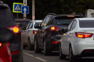 Paslėpta automobilio funkcija, apie kurią daugelis nežino: mygtukas, kuris gali palengvinti kasdienį vairavimą