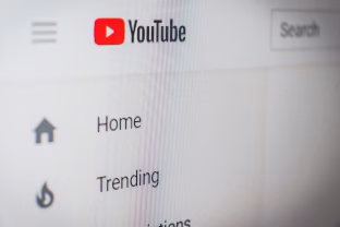 Dalis vartotojų nebegalės naudotis „YouTube“: pasakė, kokie pokyčiai įgyvendinami nuo liepos mėnesio