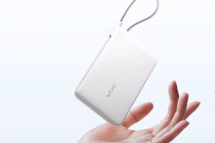„Vivo“ pristatė nebrangią ir funkcionalią išorinę bateriją su 22,5W įkrovimo galimybe ir 10 000 mAh talpa