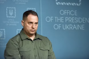 Ukrainoje smarkiai išaugo politinė įtampa: ar nuo karo kenčianti šalis atsidūrė politinėje bedugnėje?