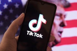 „TikTok“ keičiasi iš pagrindų: amerikiečiams bus skirta atskira versija, likusieji lieka už borto
