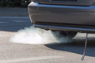 Ši juostelė kabėjo beveik ant kiekvieno automobilio: šiandien dingo kaip dūmas, kam jos buvo skirtos?
