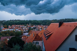 Meteorologai siunčia kritinį perspėjimą: dangus ir vėl maišysis su žeme, gyventojai turėtų pasiruošti blogiausiam