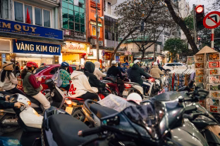 Dar viena smūgis vidaus degimo varikliams: šioje šalyje įsigalios draudimas net ir motociklams