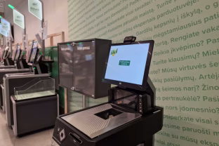 Vilniečiai plūsta išbandyti dirbtiniu intelektu aprūpintų kasų: ar sistema atspės, kiek jums metų be dokumentų?