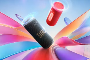 JBL pristatė „Grip“ serijos garso kolonėlę su IP68 atsparumu, dinaminėmis šviesomis ir ilgai veikiančia baterija