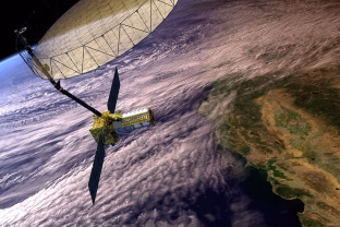 Istorinė akimirka kosmose: NASA parodė, ką slepia jų brangiausias palydovas, tokio įrenginio dar nebuvo